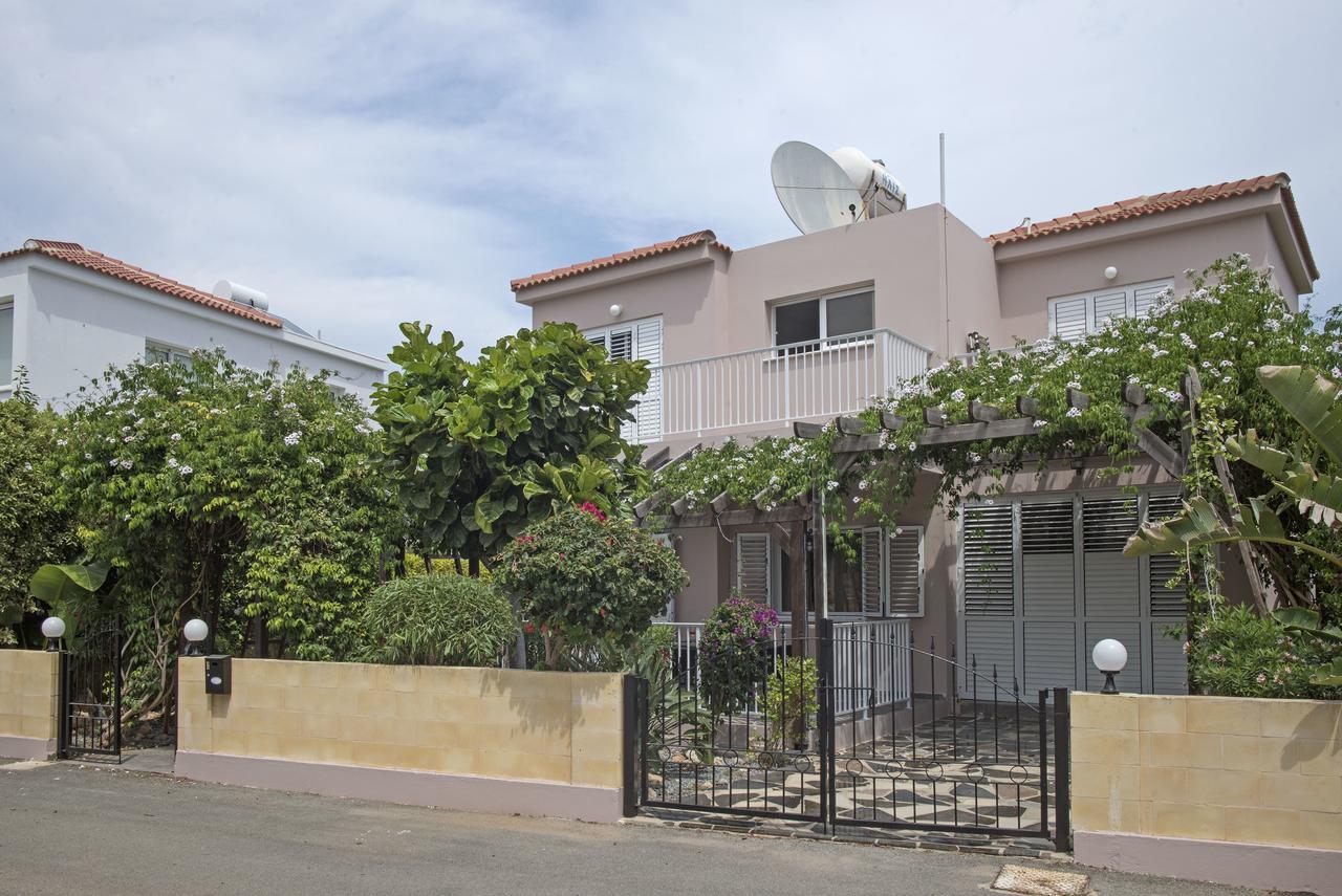 Nissi Maria Villa Ayia Napa Exteriör bild