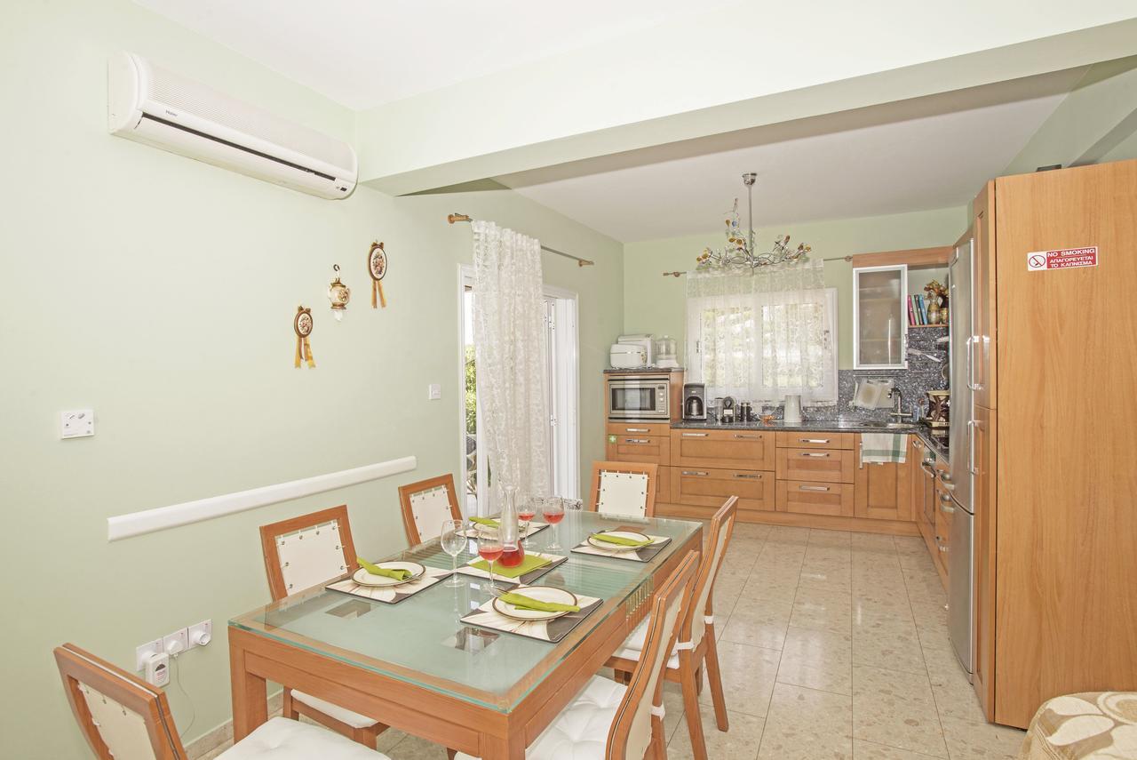Nissi Maria Villa Ayia Napa Exteriör bild